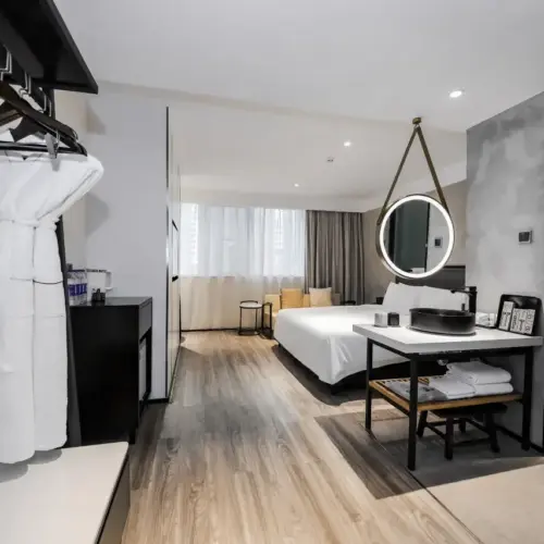 Deluxe Queen Room（Tencent Video VIP)