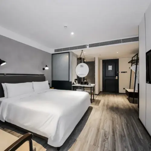 Deluxe Queen Room（Tencent Video VIP)