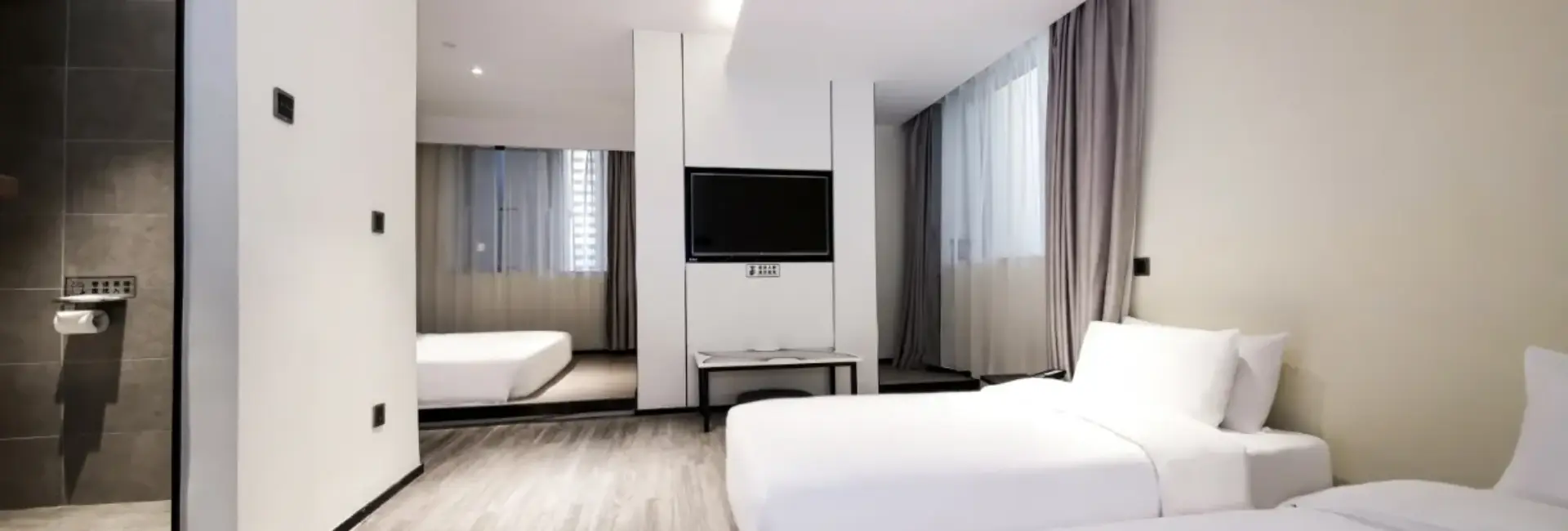 Deluxe Tatami Family Room（Tencent Video VIP)