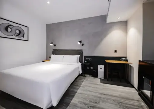 Superior Queen Room (Tencent Video VIP)